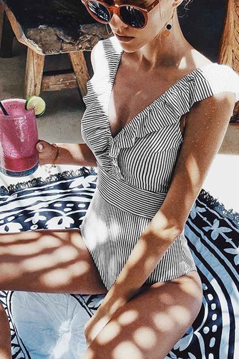 Traje de baño de una pieza a rayas con volantes (3 colores)