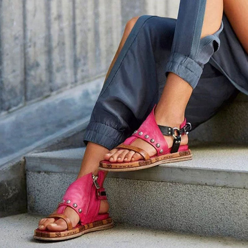 Zapatos cómodos abiertos con remaches de moda diaria