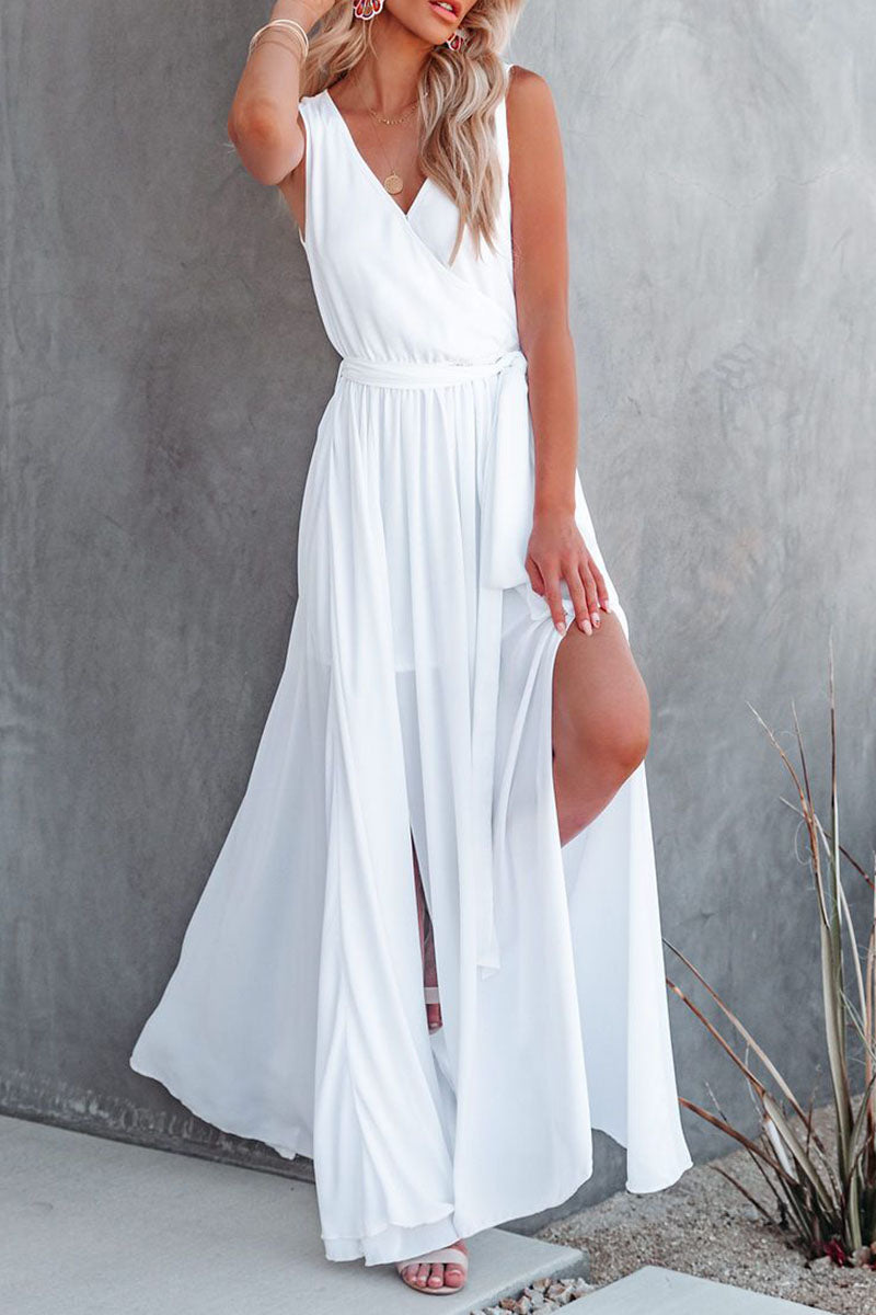 Vestidos irregulares con escote en V y aberturas de patchwork lisos de moda urbana
