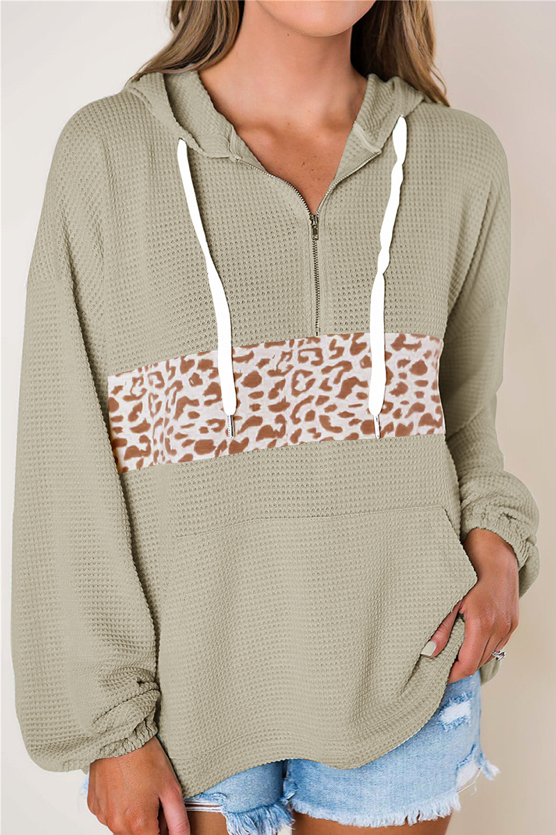 Tops casuales con cuello, capucha y cremallera con bolsillo y estampado