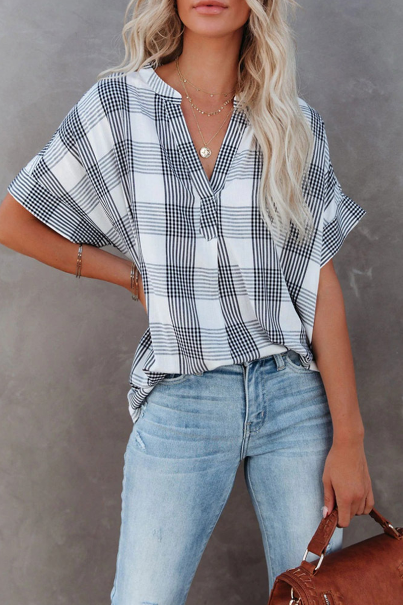 Tops de cuello vuelto con parches sólidos de moda