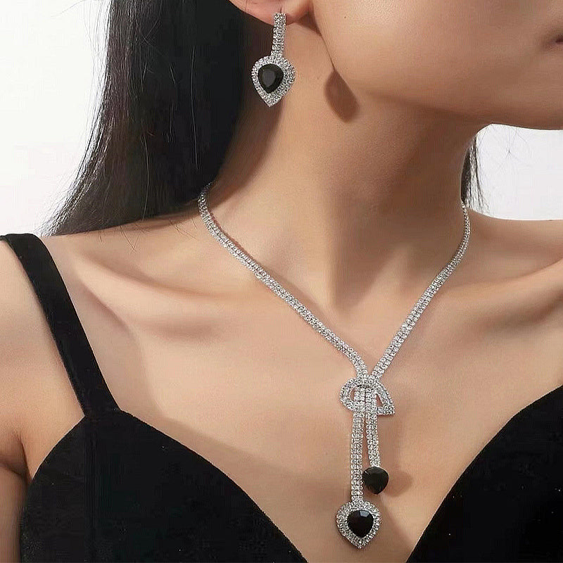 Elegante conjunto formal de patchwork geométrico (con collares y pendientes)