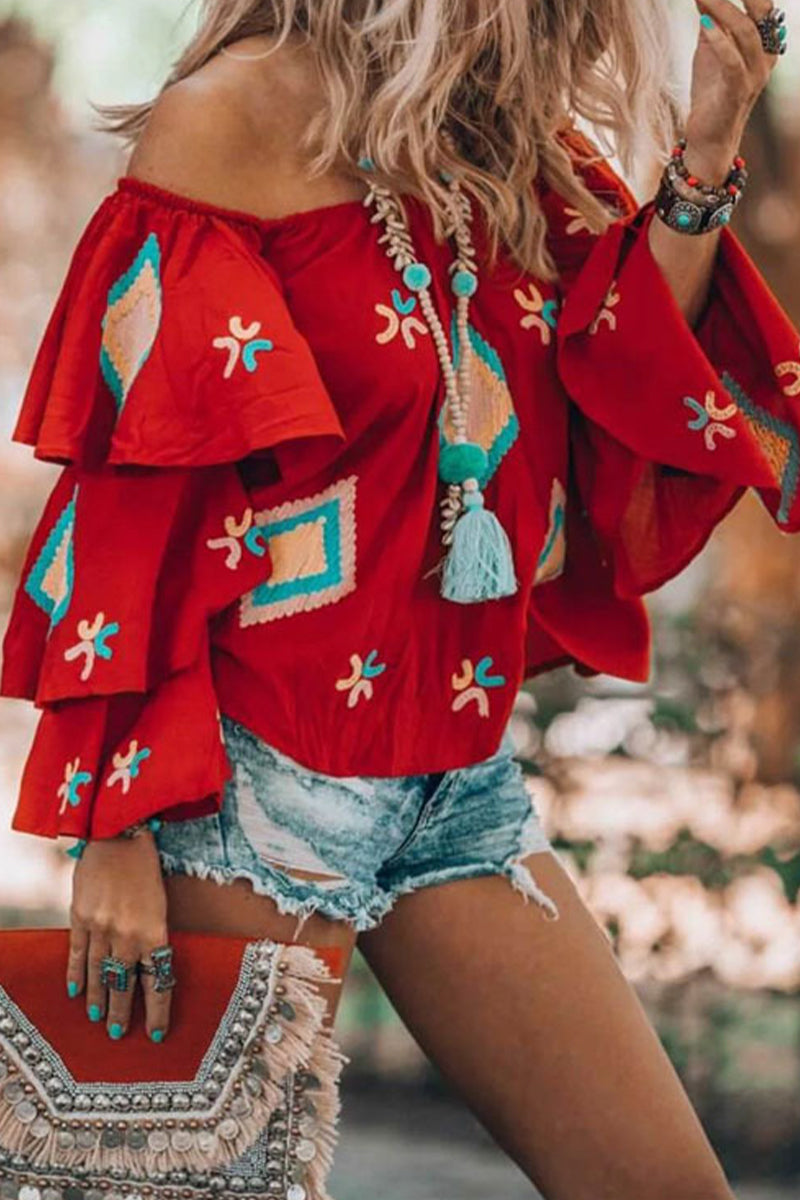 Blusas bohemias universitarias con patchwork geométrico y hombros descubiertos