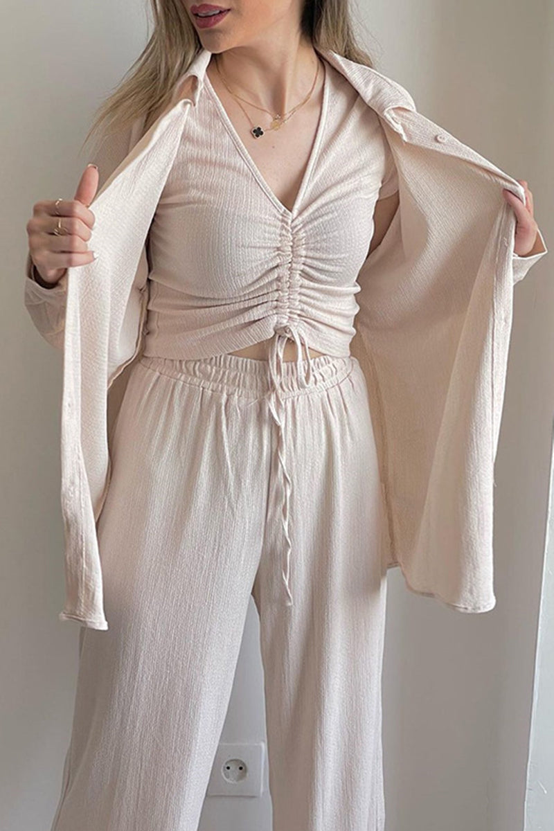 Conjunto informal de tres piezas con cuello vuelto, manga larga y cordón ajustable (camisa, chaleco y pantalón)