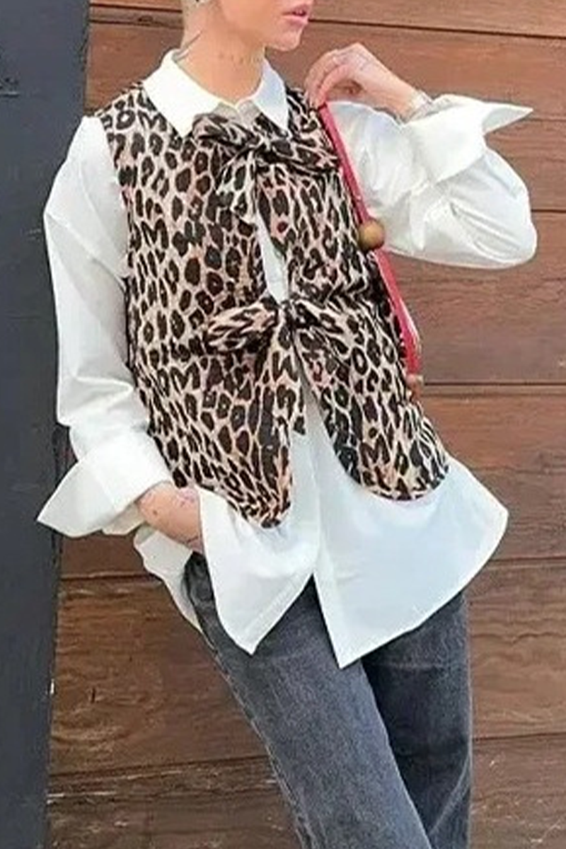 Tops casuales de cuello redondo con parches y cordones con estampado de leopardo