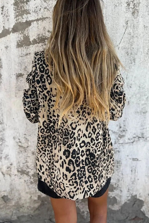 Blazer informal de manga larga con solapa y estampado de leopardo