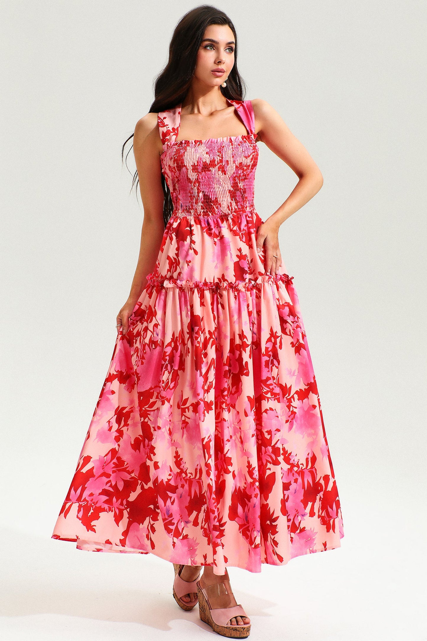 Vestido midi de tirantes elástico fruncido con estampado floral