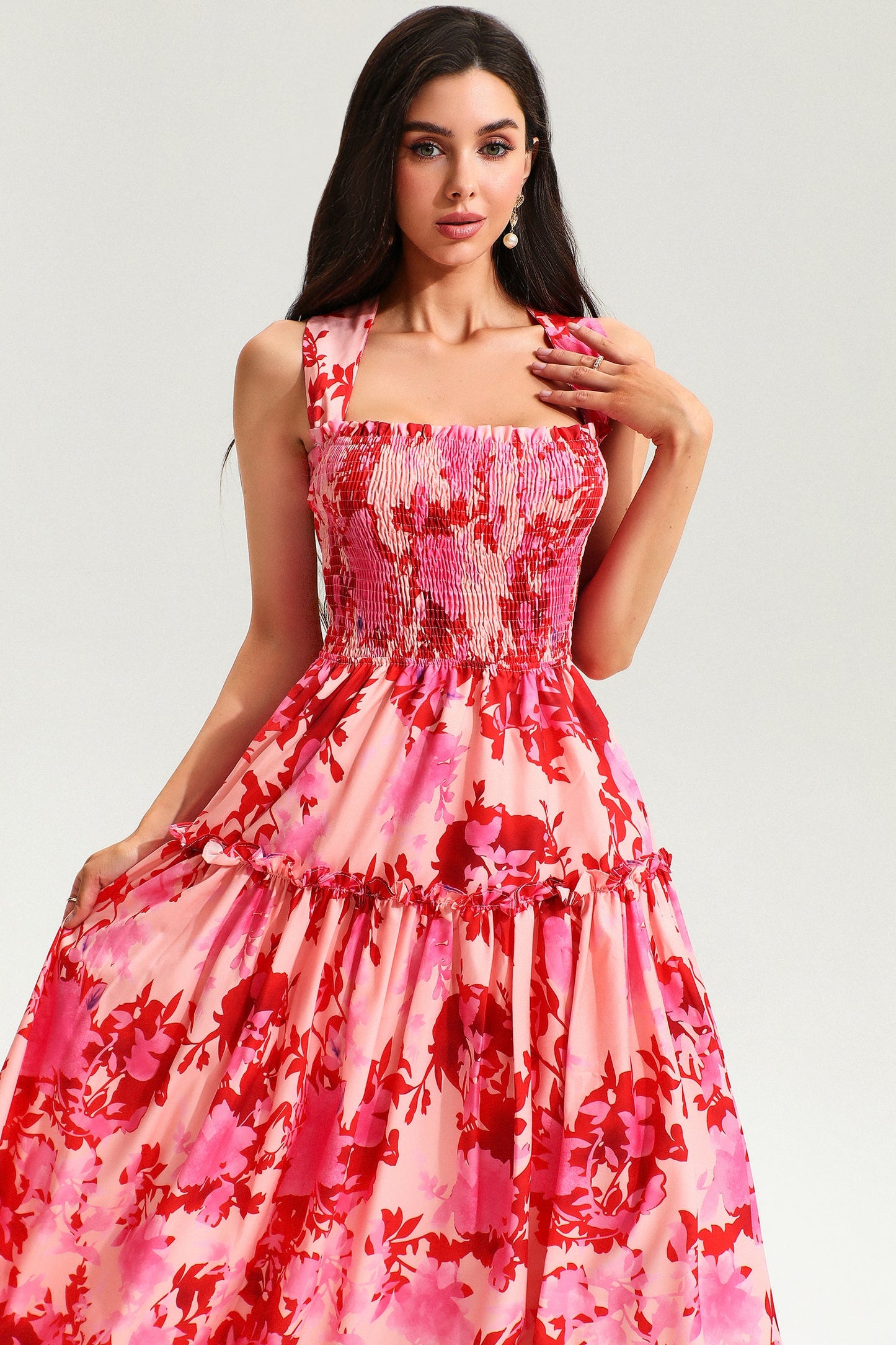 Vestido midi de tirantes elástico fruncido con estampado floral