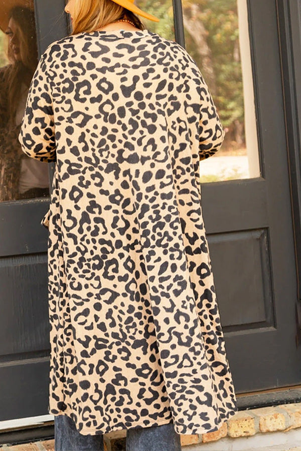Cárdigan largo con bolsillos delanteros abiertos de talla grande con estampado de leopardo