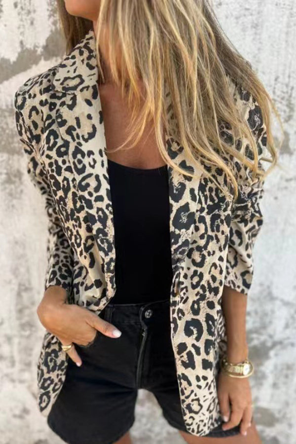 Blazer informal de manga larga con solapa y estampado de leopardo