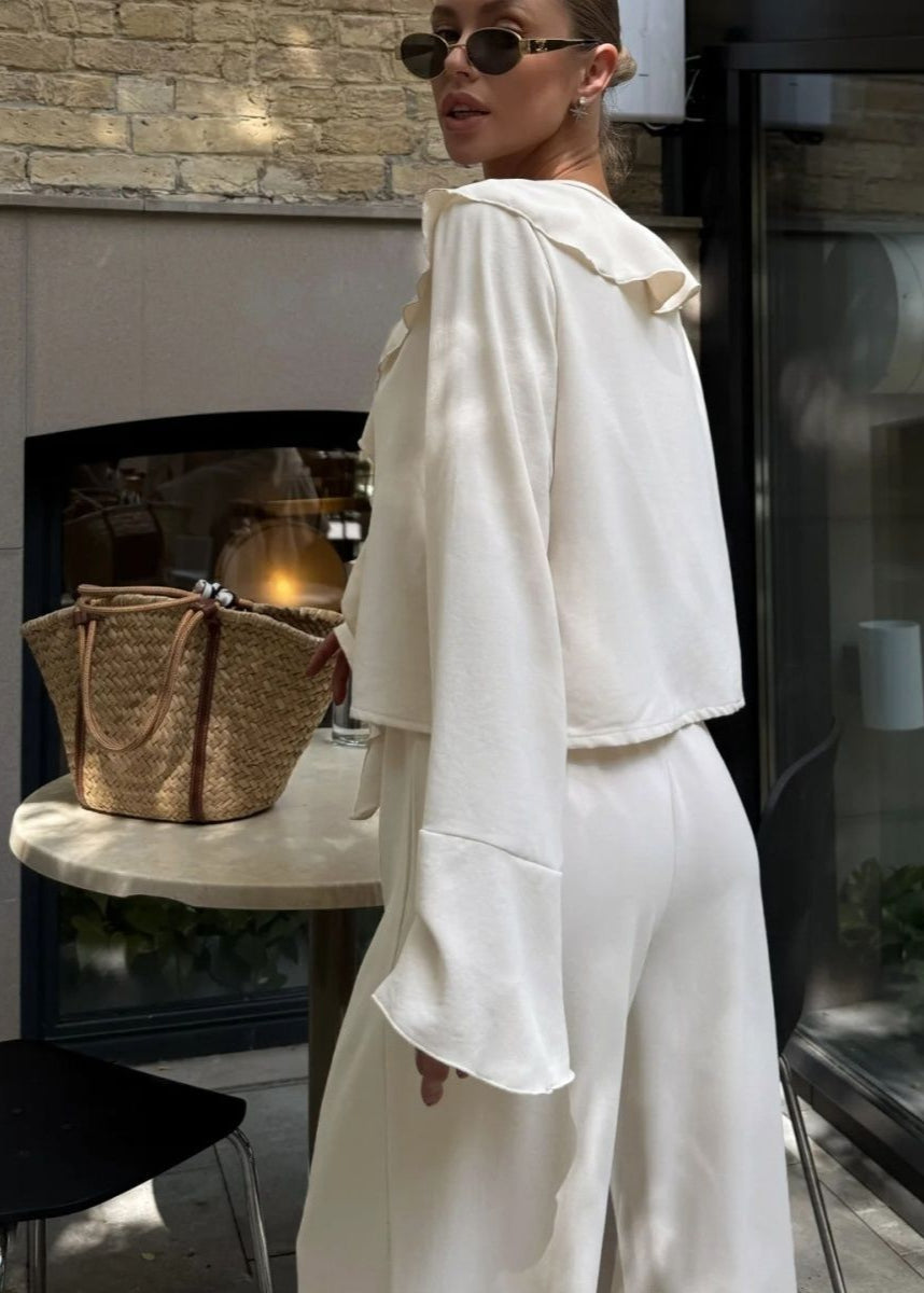 Serena Ruffle Lounge Set – Flowy Two-Piece with Wide-Leg Pants