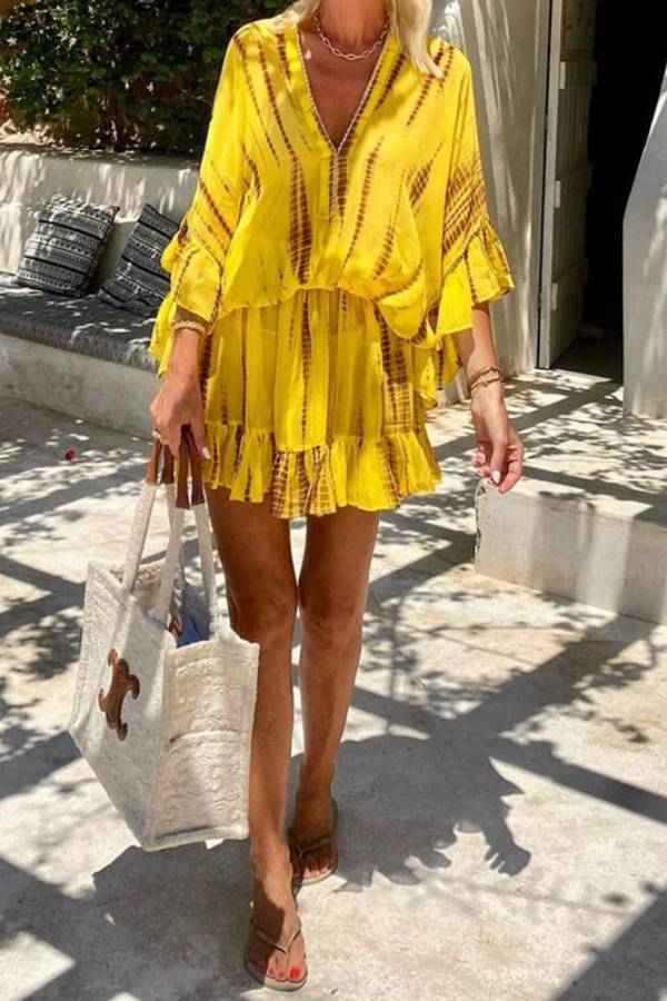 Vestido minicaftán con cintura elástica, mangas murciélago y volantes con efecto tie-dye y sabor a limón