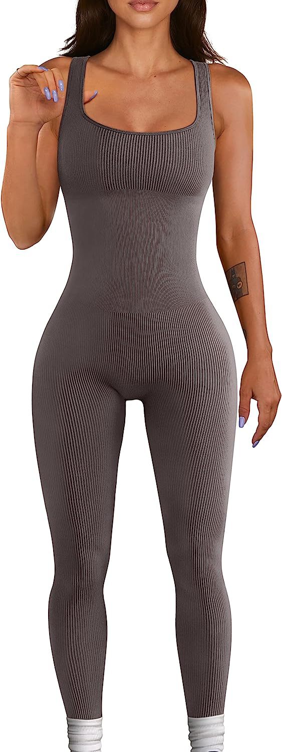 Mono de yoga sexy de verano para mujer, mono deportivo sin mangas con cuello cuadrado acanalado y pantalones