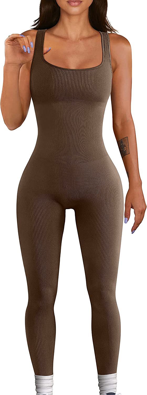 Mono de yoga sexy de verano para mujer, mono deportivo sin mangas con cuello cuadrado acanalado y pantalones