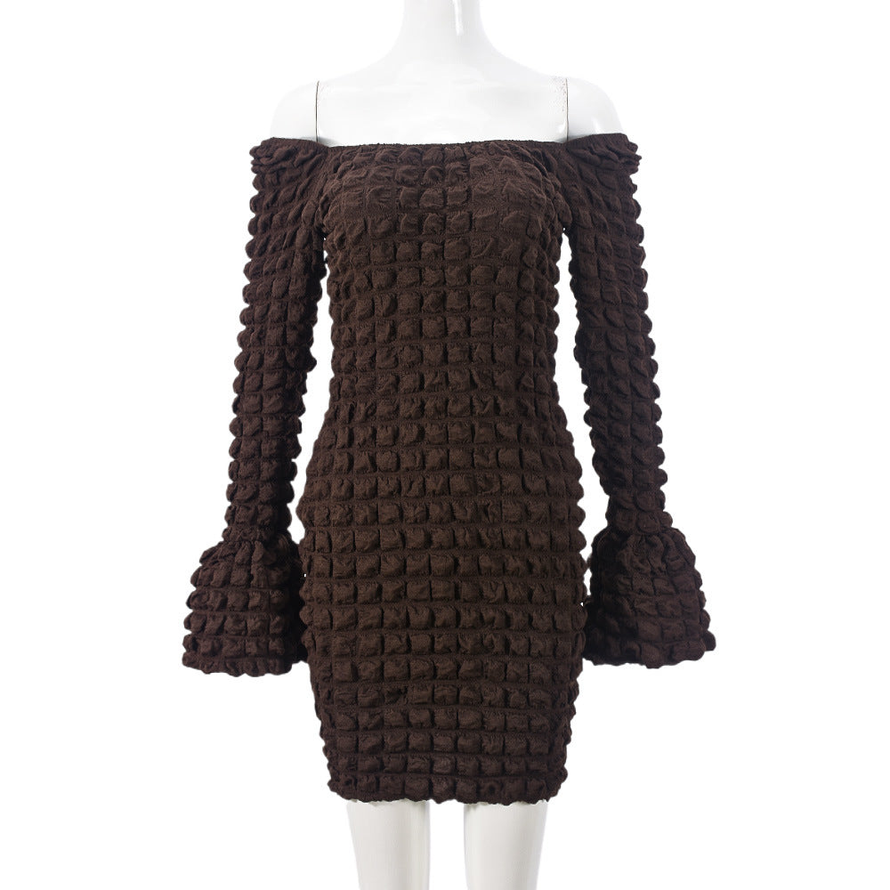Vestido de manga larga con corsé y aberturas de seersucker para otoño e invierno.