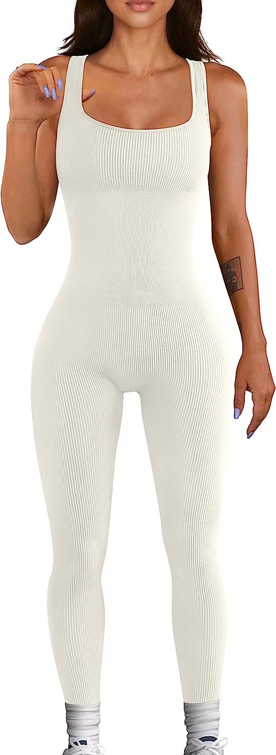 Mono de yoga sexy de verano para mujer, mono deportivo sin mangas con cuello cuadrado acanalado y pantalones