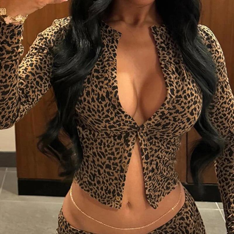 Leopard Print O Neck Fitted Crop Top Women Sexy Fashion Streetwear Y2K Vintage Brown Long Sleeve Buttons Tee shirt