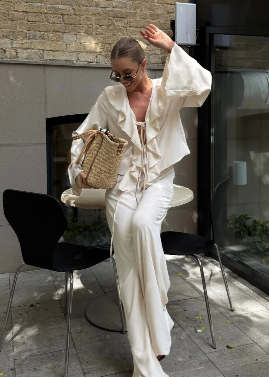 Serena Ruffle Lounge Set – Flowy Two-Piece with Wide-Leg Pants