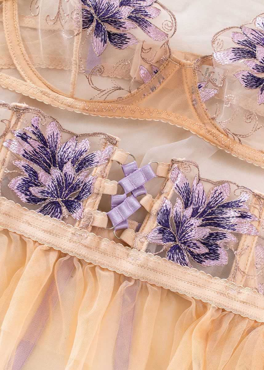 Viola Blossom - Lace Garter Lingerie Set