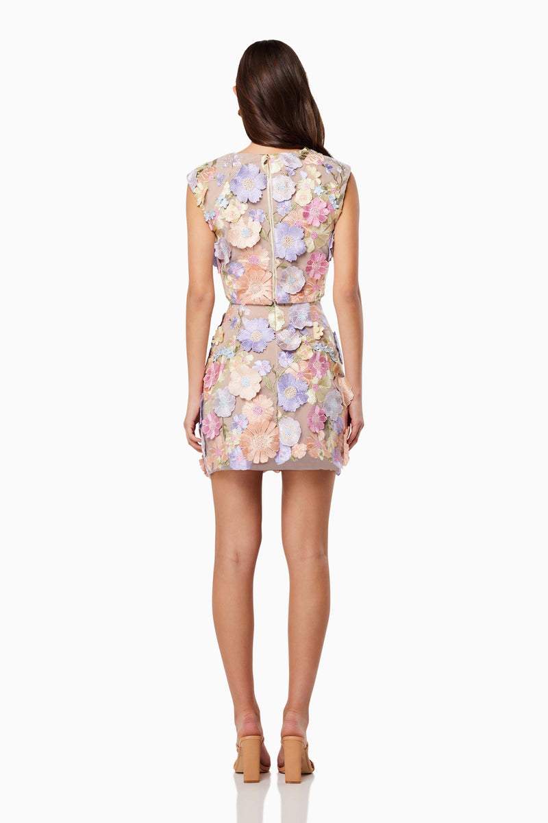 Miniconjunto con bordado floral de Bianca