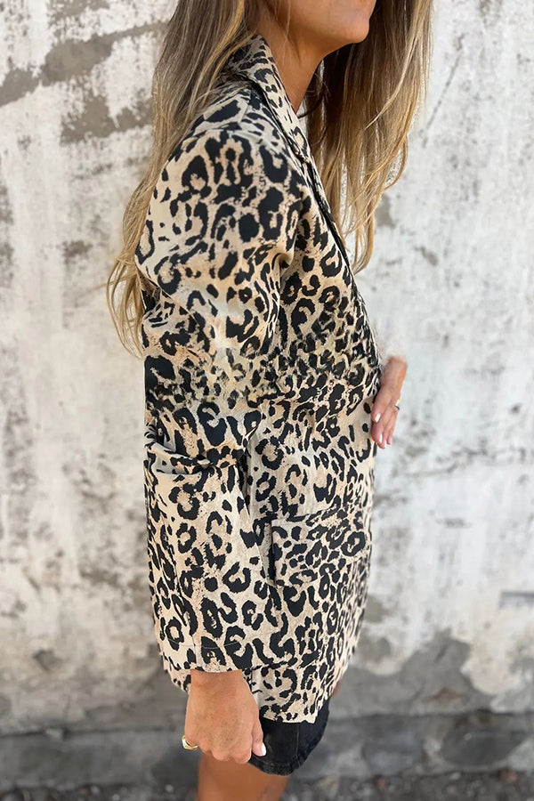 Blazer informal de manga larga con solapa y estampado de leopardo