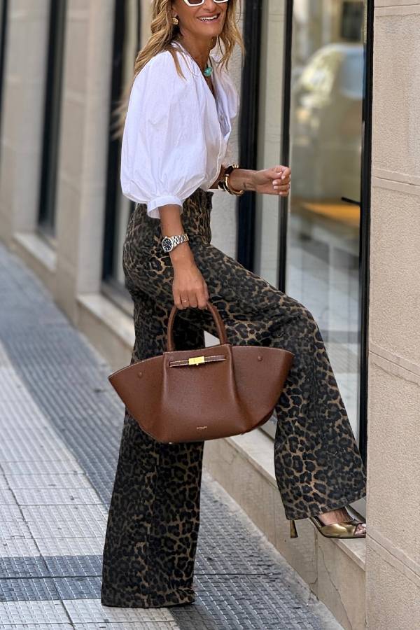 Vaqueros Wild Feel Denim con estampado de leopardo, tiro alto, pernera ancha y bolsillos