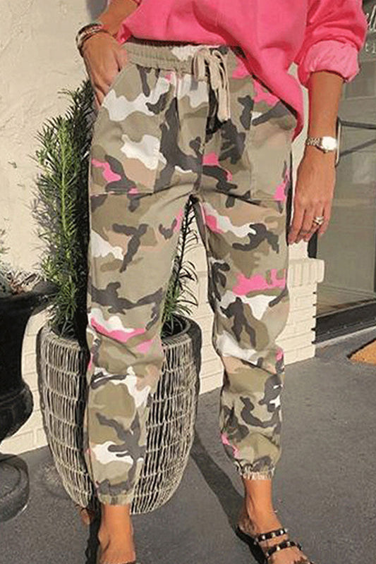 Pantalones holgados con estampado de camuflaje de moda urbana