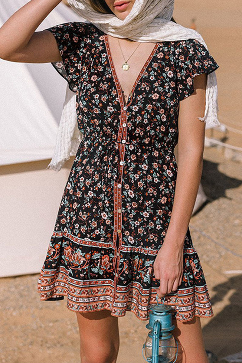 Vestidos de línea A con cuello en V y patchwork con estampado urbano de moda