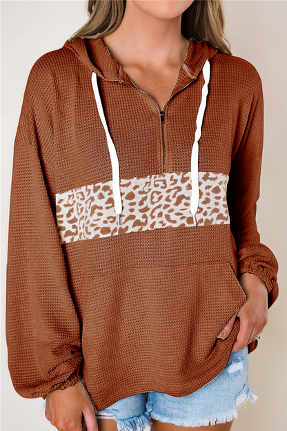 Tops casuales con cuello, capucha y cremallera con bolsillo y estampado