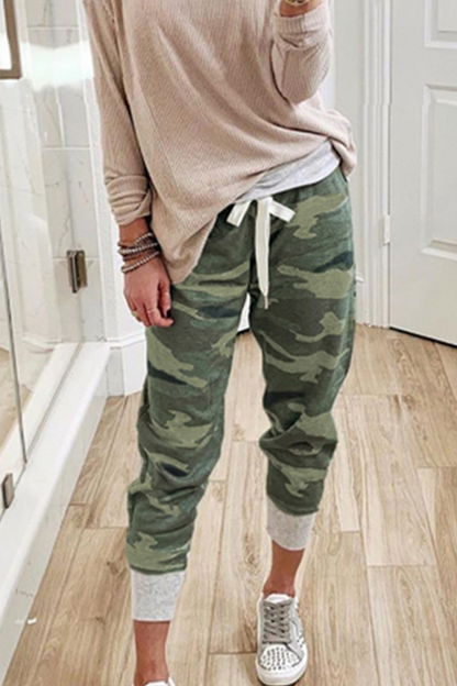 Pantalones capri informales con estampado de camuflaje y cordón ajustable (3 colores)