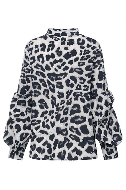 Tops con cuello vuelto y hebilla de leopardo