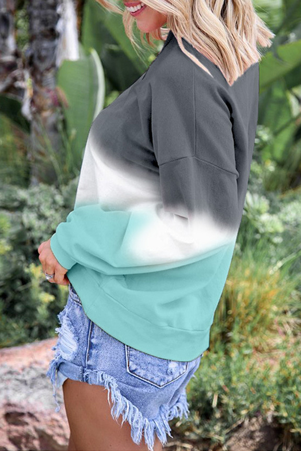 Tops casuales de cuello redondo con contraste básico y cambio gradual