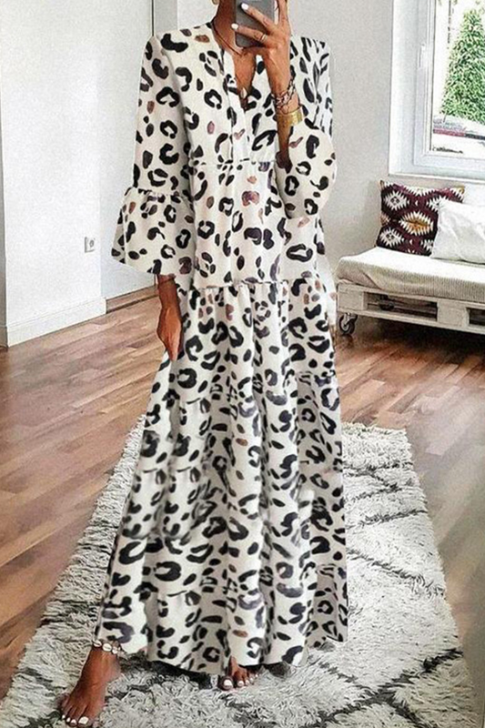 Vestidos casuales con falda pastel y cuello en V y patchwork de leopardo
