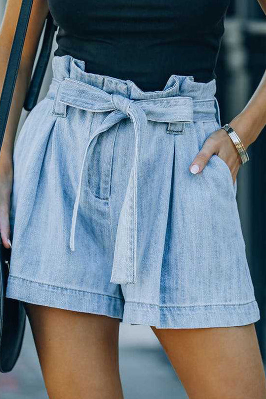 Pantalones cortos vaqueros holgados con frenillo viejo y lisos de estilo urbano informal