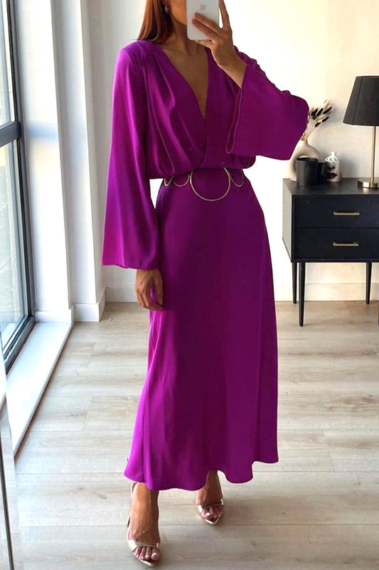 Elegante vestido de vendaje con cuello en V y color sólido