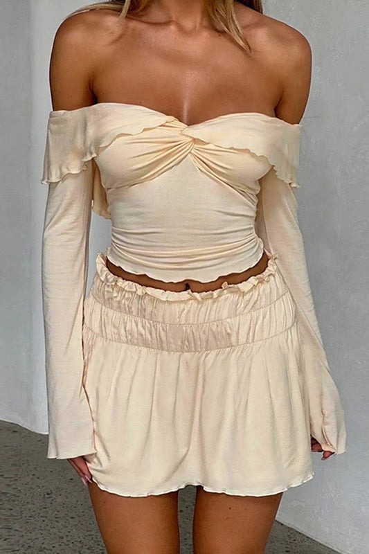 Conjunto de dos piezas sexy de color sólido con volantes fruncidos y hombros descubiertos y manga larga