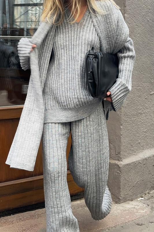 Conjunto informal de dos piezas con cuello en V, manga larga y diseño de agujeros en la calle (incluye bufanda) (3 colores)