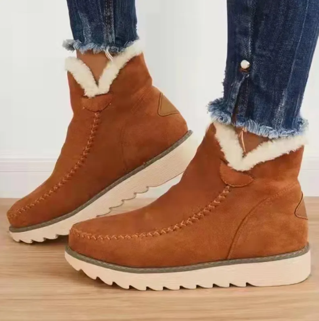 Casual Flat Suede Ankle Boots with Fur for Women | Great for Casual Days