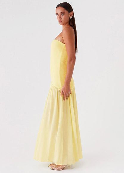 Solar Mirage – Strapless Yellow Maxi Dress with Side Slit