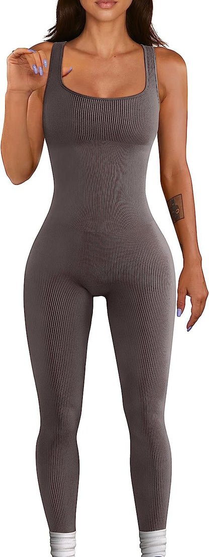 Mono de yoga sexy de verano para mujer, mono deportivo sin mangas con cuello cuadrado acanalado y pantalones