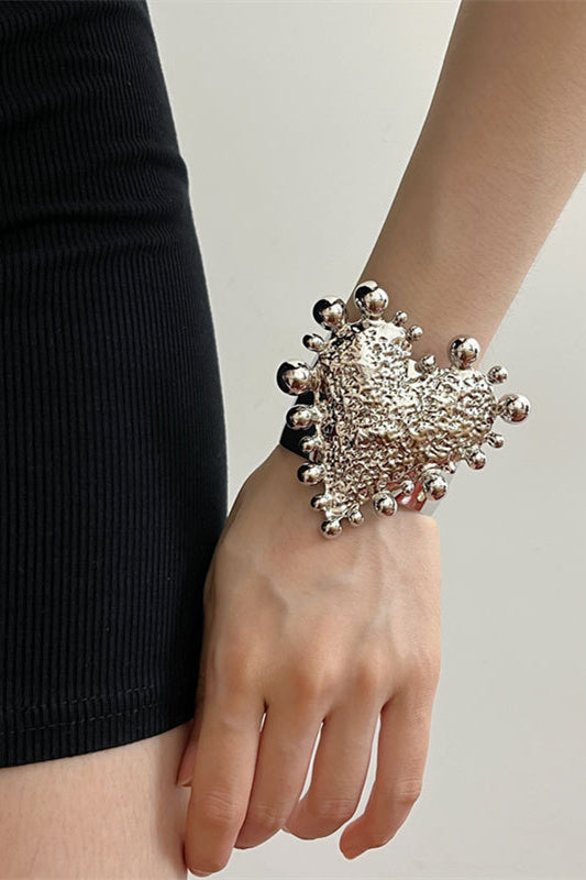 Pulsera retro en forma de corazón 