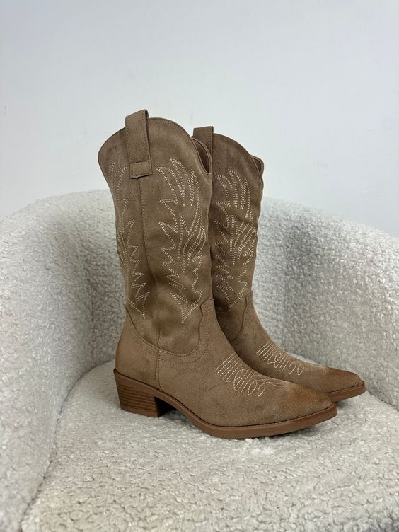 Casual Western Cowboy Ankle Boots with Heel for Women | Great for Casual Days