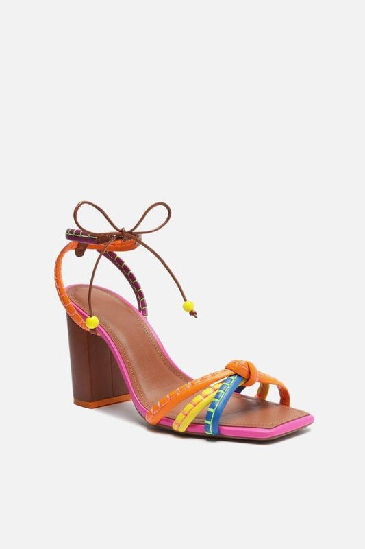 Sandalias con tiras y tacón de bloque Ciara 