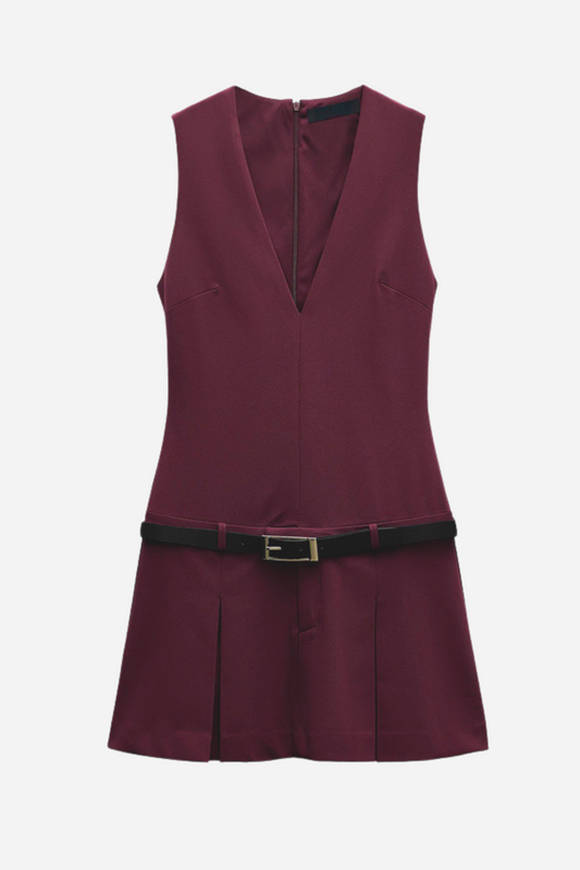 Vestido mini con cinturón y escote en V de Belén 